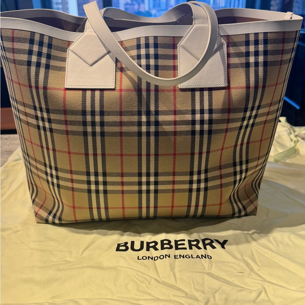 Burberry Beige and White Checkered Tote
